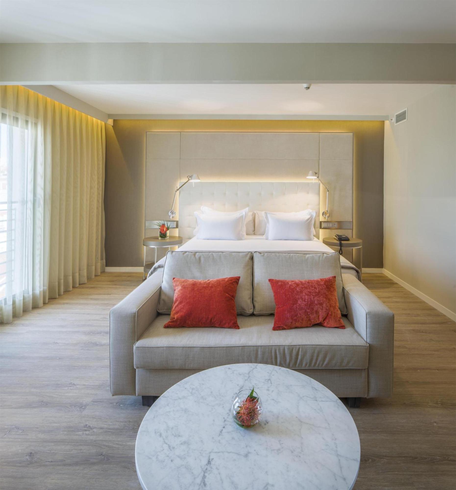 Suite avec Terrasse et Vue - Lit d’Appoint